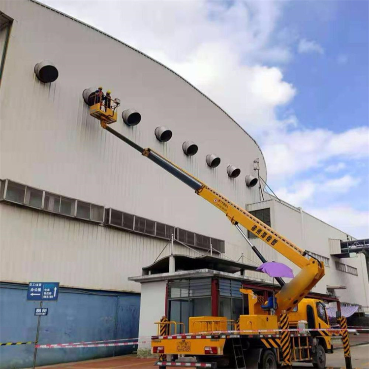 扶沟高空作业车出租服务：专业广告牌安装解决方案