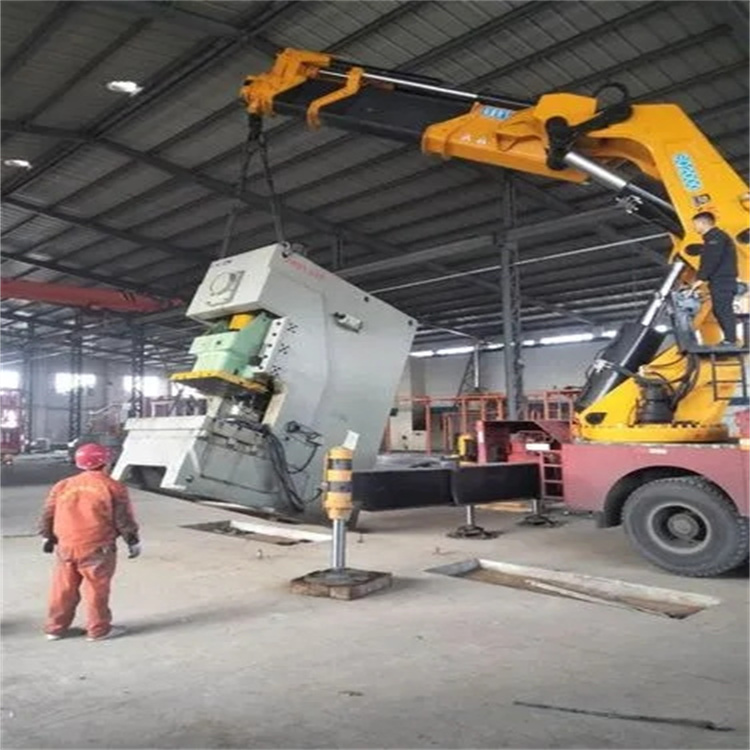 扶沟80吨折臂吊车出租附近电话