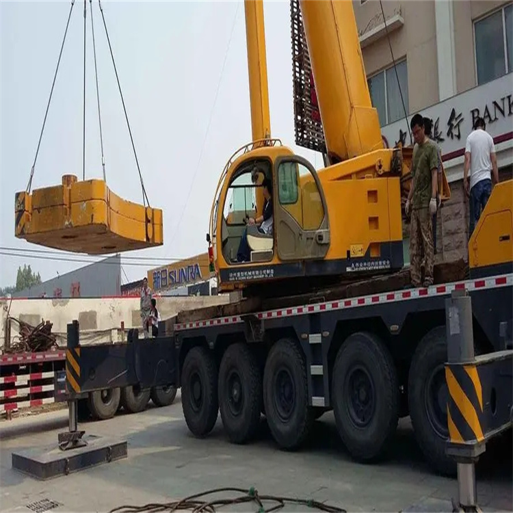 扶沟当地吊车出租|机器吊装|75吨|工厂搬迁服务